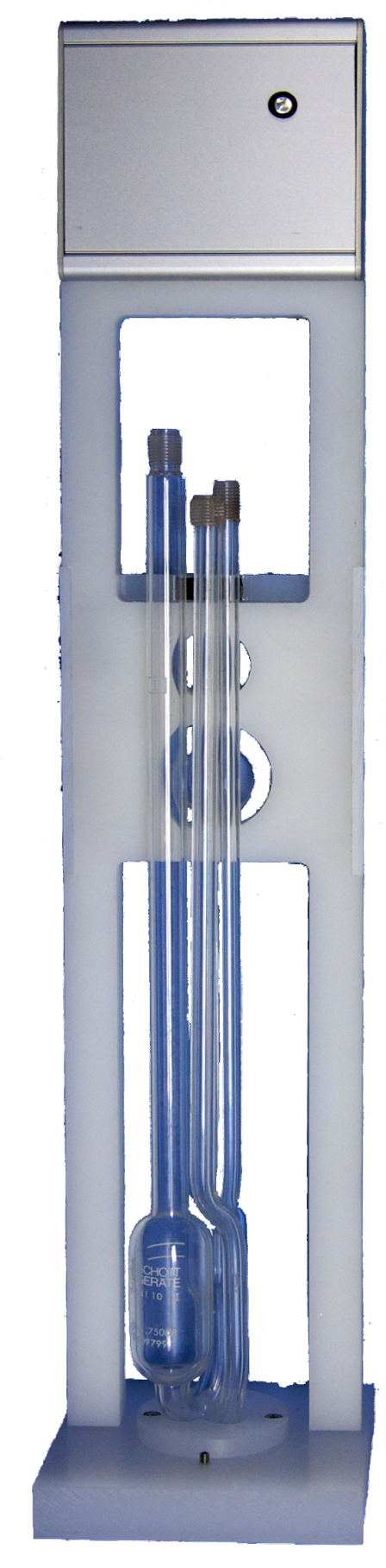 Engineer configuring a capillary viscosity measurement system
